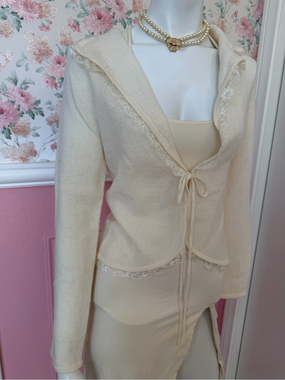 Wool American Vintage Cream Lace-Trim Hooded Blazer